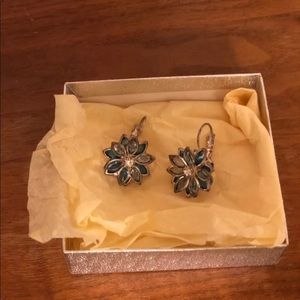 Blue flower earrings